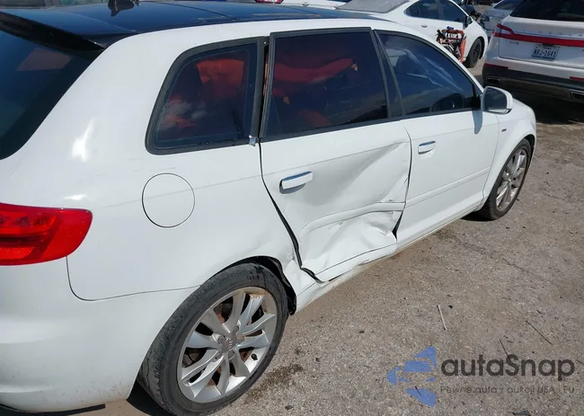 WAUBJAFMXCA101144: 42383343