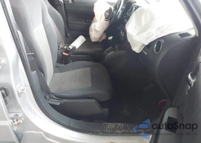 1J4NF1GB8BD266194: 42383462