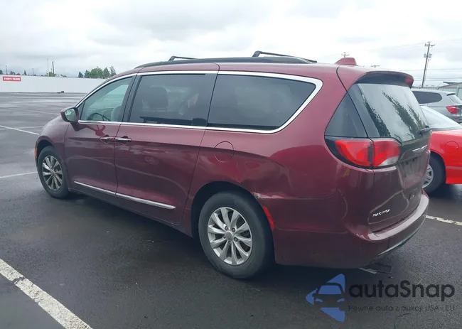 2C4RC1BG5HR613215: 42382729