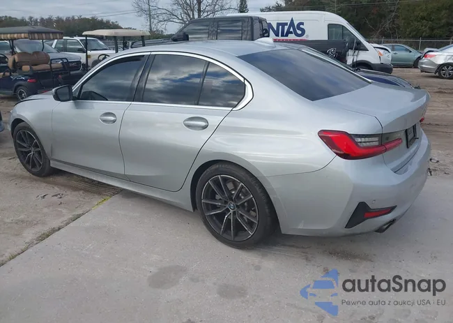 WBA5R1C53KFH11233: 42382978