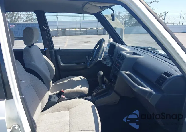 JS3TD03V9P4100725: 42384131