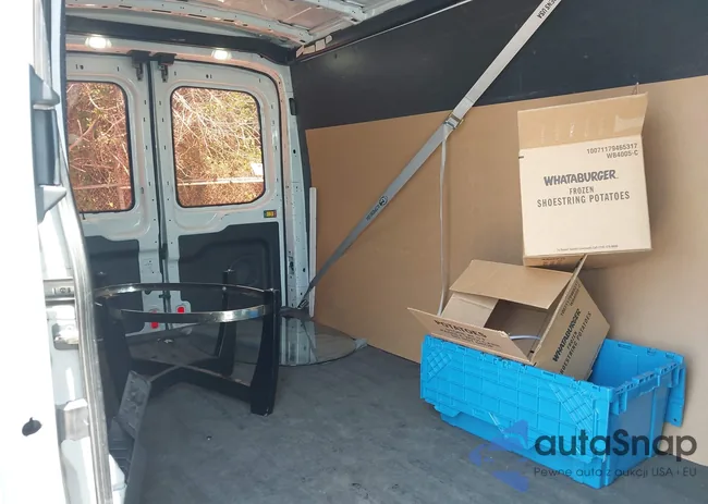 1FTYR2CM4HKA18858: 42384139