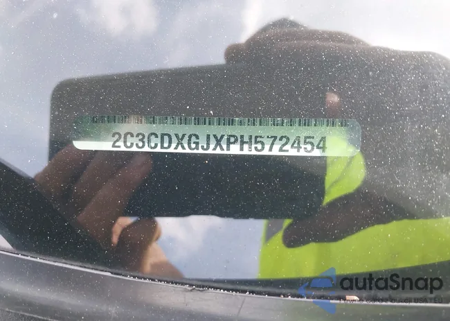 2C3CDXGJXPH572454: 42384385