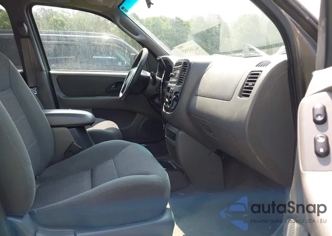 1FMYU041X2KD01548: 42384553