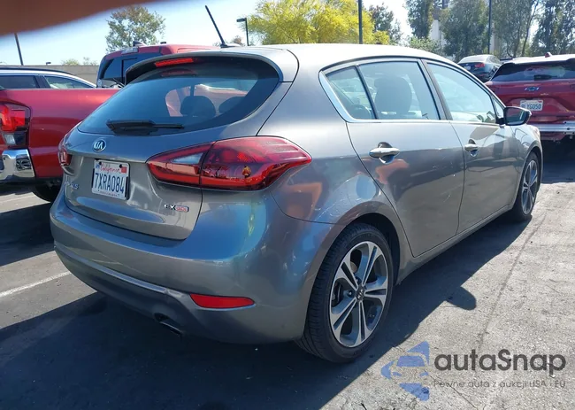 KNAFX5A83G5628913: 42385070