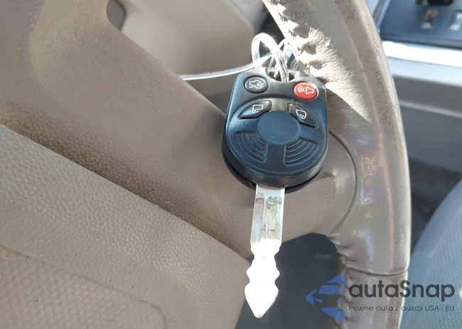 1FMCU93G89KA82202: 42385386