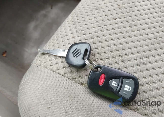 JS3TD0D6XC4100539: 42384659