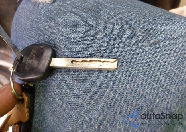 2GC2KREG7K1156671: 42384671