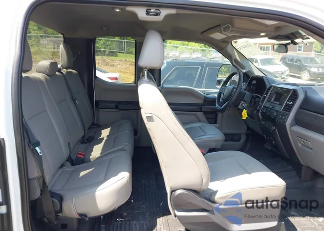 1FT7X2BT0LEE50462: 42384738