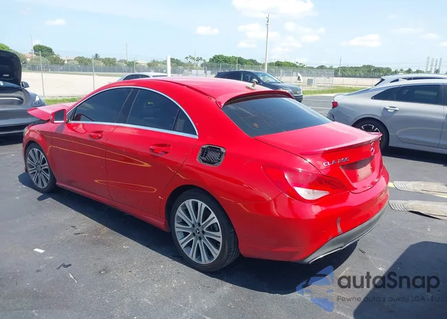 WDDSJ4EB3JN628023: 42384813