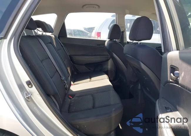 KMHDB8AE0AU085027: 42386145