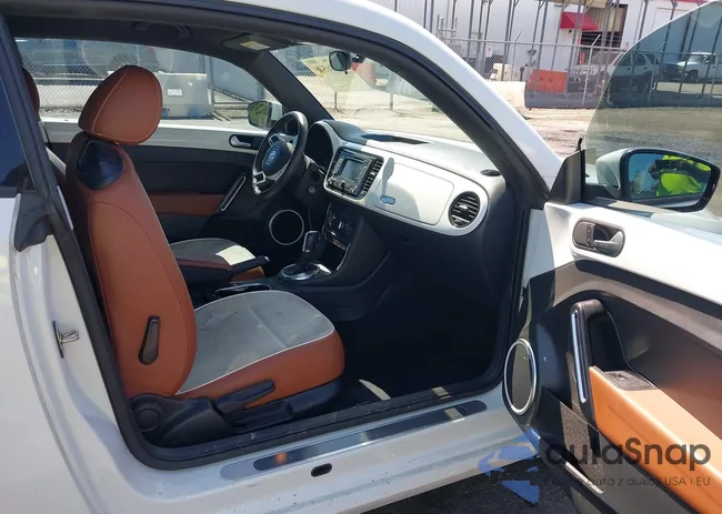 3VWF17AT0FM655321: 42386548