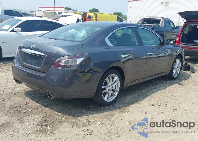 1N4AA5AP4DC823356: 42386580