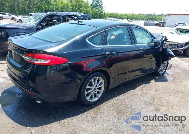 3FA6P0LU3HR323903: 42387047