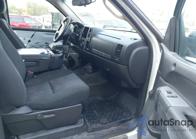 1GCPKSE33BF226038: 42387912