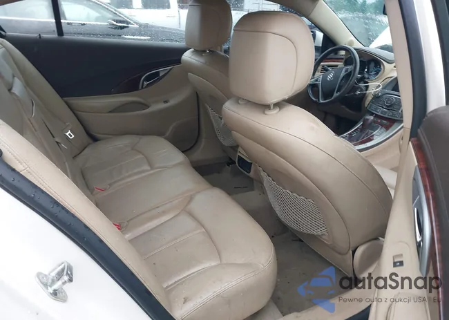 1G4GC5ED6BF300815: 42388252