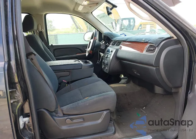 1GKFC16J68R273656: 42388264