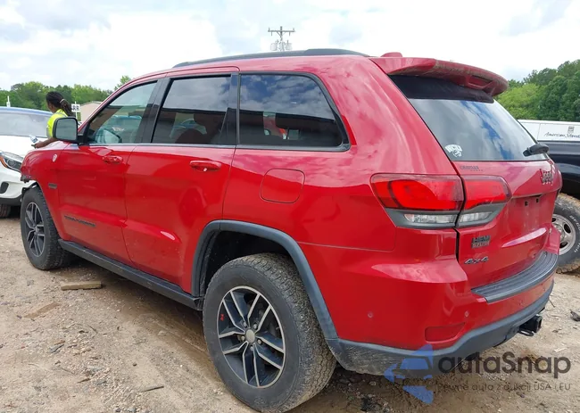 1C4RJFLT2JC105507: 42388383