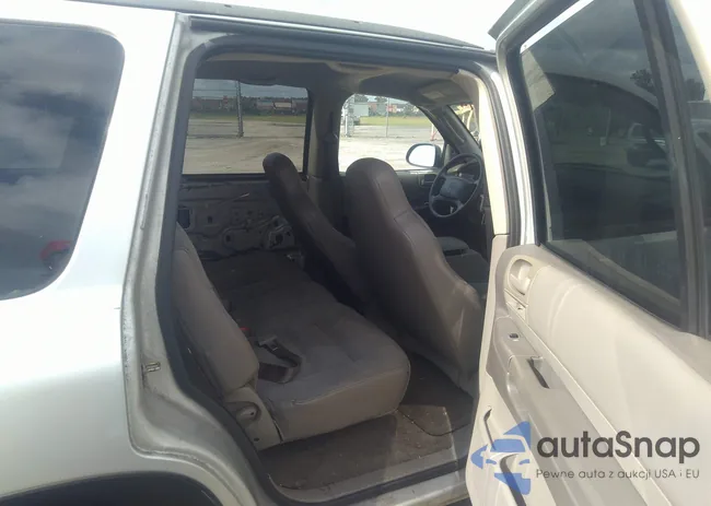 1B4HS28N01F623770: 42387474