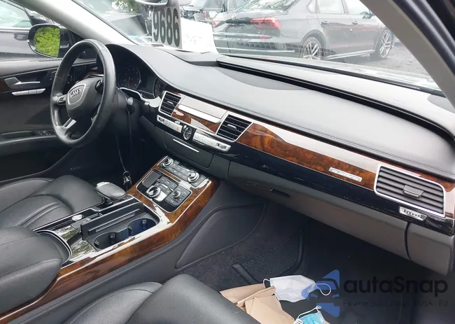 WAU44AFD1JN000676: 42387636