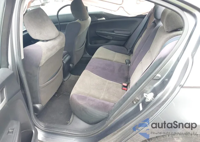 1HGCP2F3XAA127258: 42387657