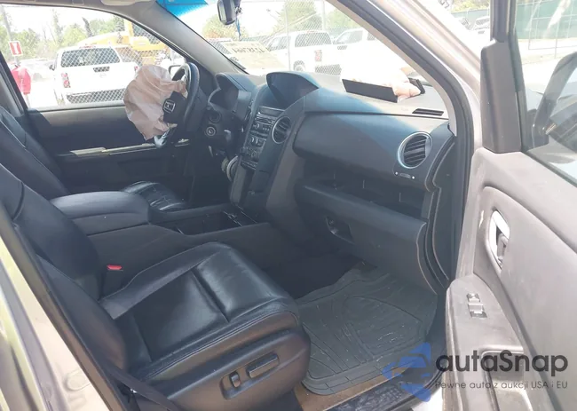 5FNYF3H53EB016916: 42387664