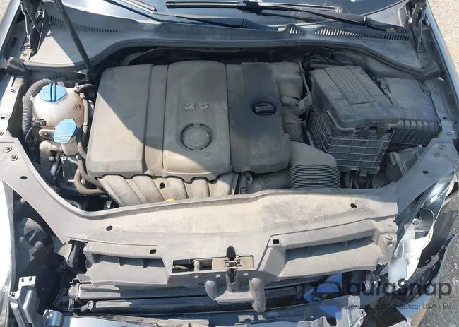 3VWRZ71K28M021055: 42387712