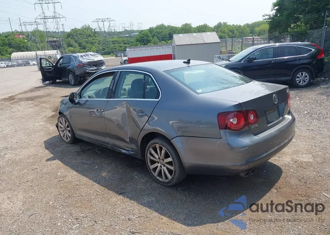 3VWRZ71K28M021055: 42387712