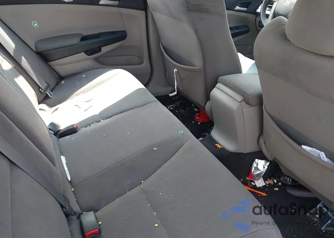 1HGCP2F36BA016661: 42387781