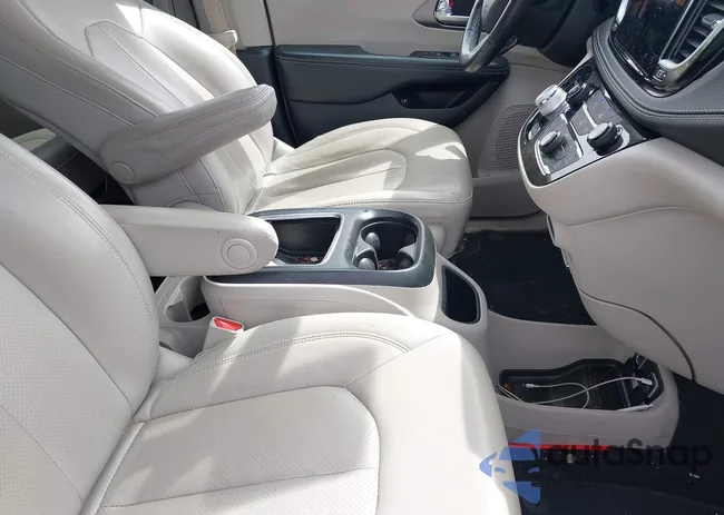 2C4RC1L74MR602764: 42387796