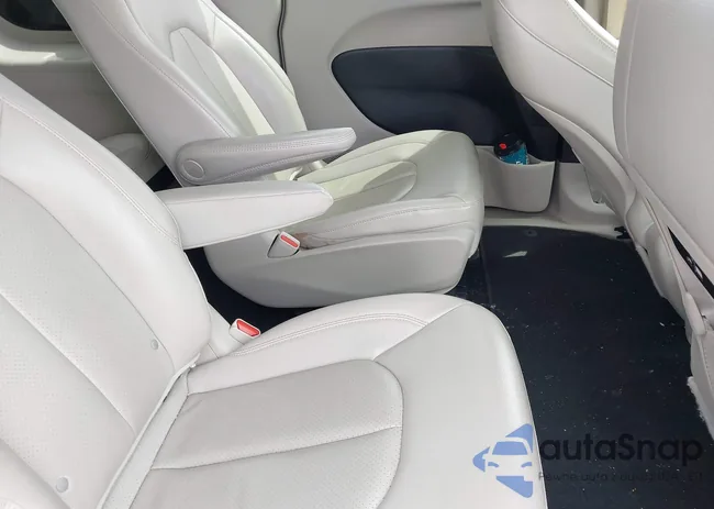 2C4RC1L74MR602764: 42387796