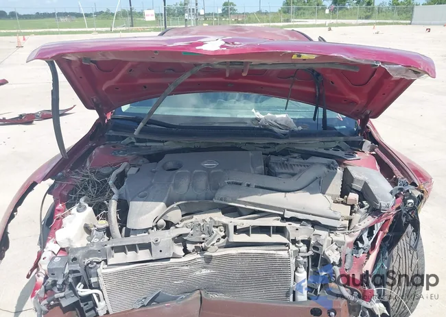 1N4AL21E88C222108: 42387850