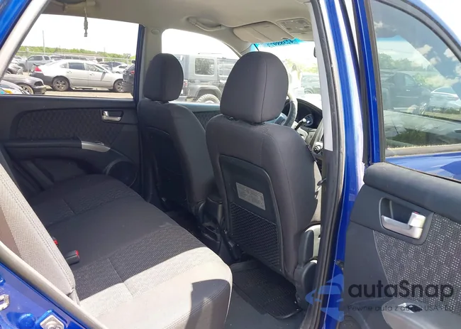 KNDJF723277303270: 42388973