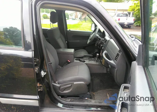 1C4PJMAK2CW154844: 42389033