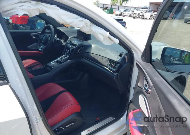 5J8TC2H69PL002722: 42389074