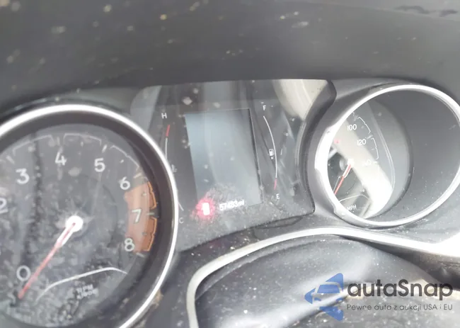 3C4NJCBB2LT205958: 42389135