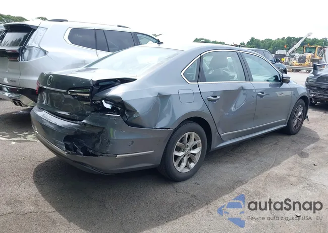 1VWAT7A38HC077932: 42389235