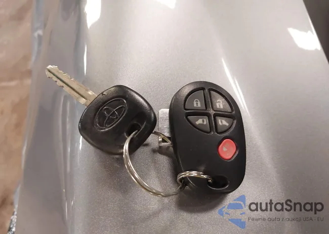 5TDKZ3DCXJS915490: 42389414