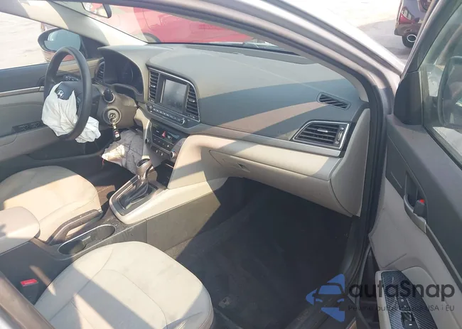 5NPD84LF6HH171982: 42388721