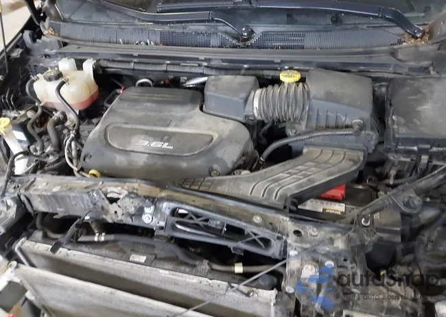 2C4RC1EG4JR257583: 42388759