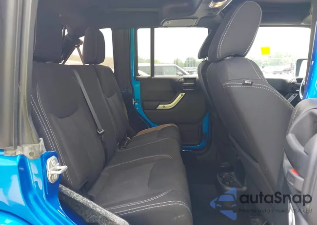 1C4HJWEG3FL528051: 42388844