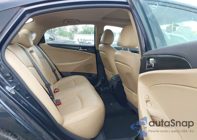 5NPEC4AC8DH571581: 42388848