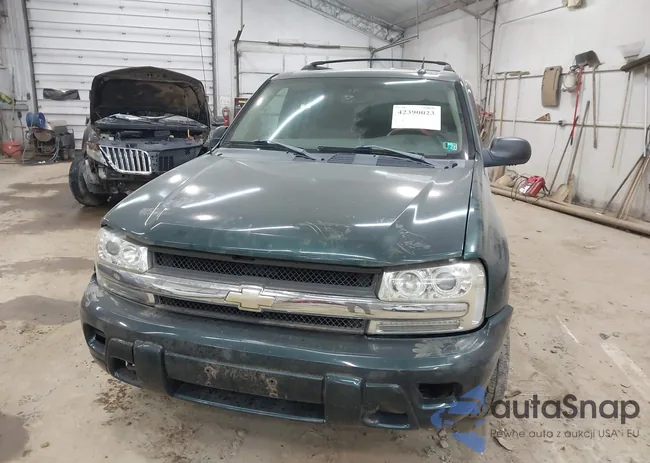 1GNDT13S352324347: 42390023