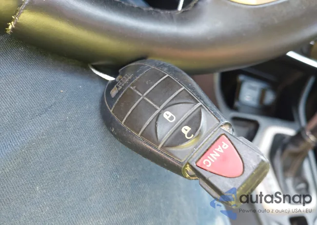 1C4PJLCB3GW303145: 42390070