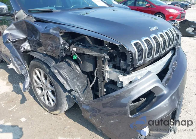 1C4PJLCB3GW303145: 42390070