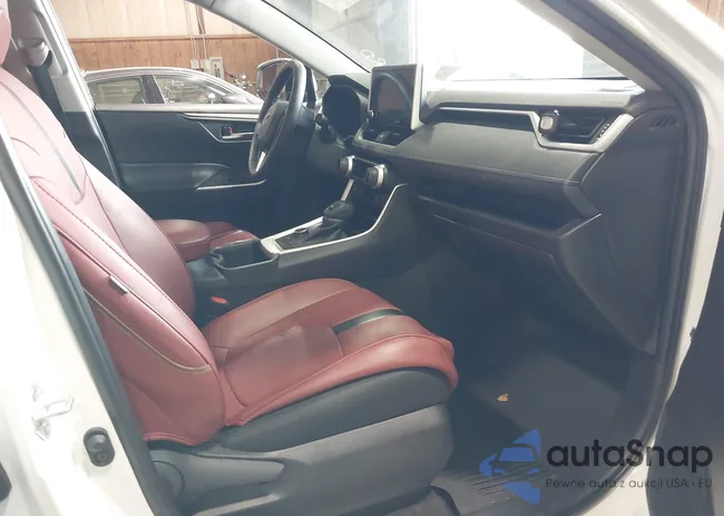 2T3RWRFV0PW184553: 42390176