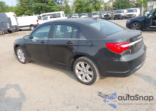 1C3CCBAB0CN184349: 42390248