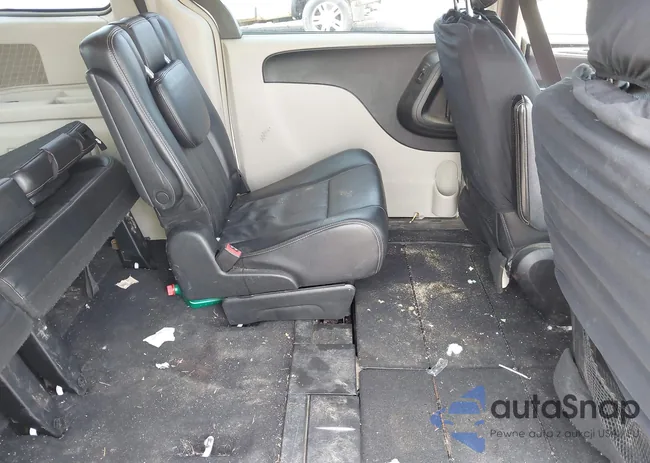 2C4RC1BG8CR412174: 42390376