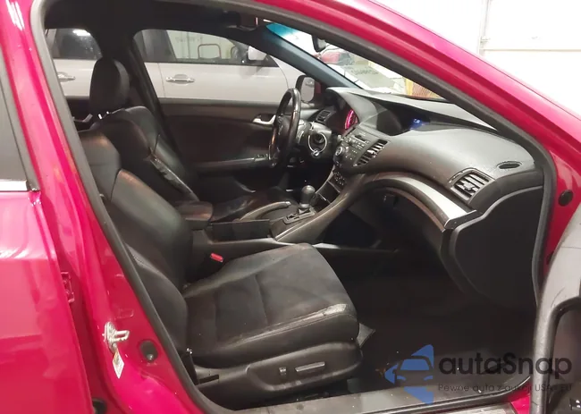 JH4CU2F83CC001588: 42390402