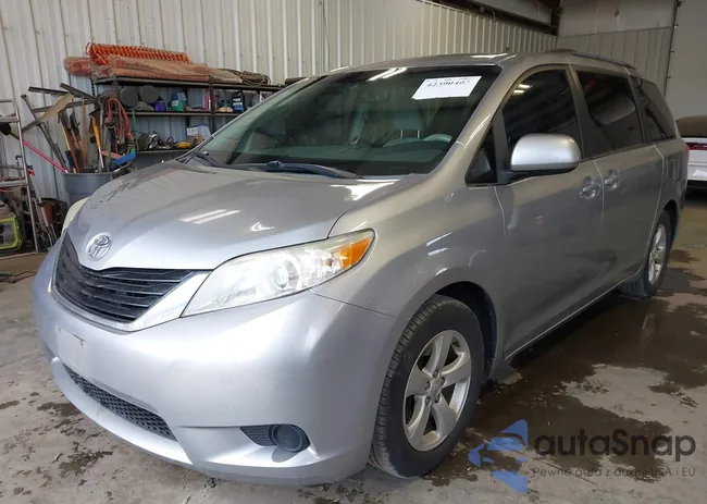 5TDKK3DC4ES440820: 42390403